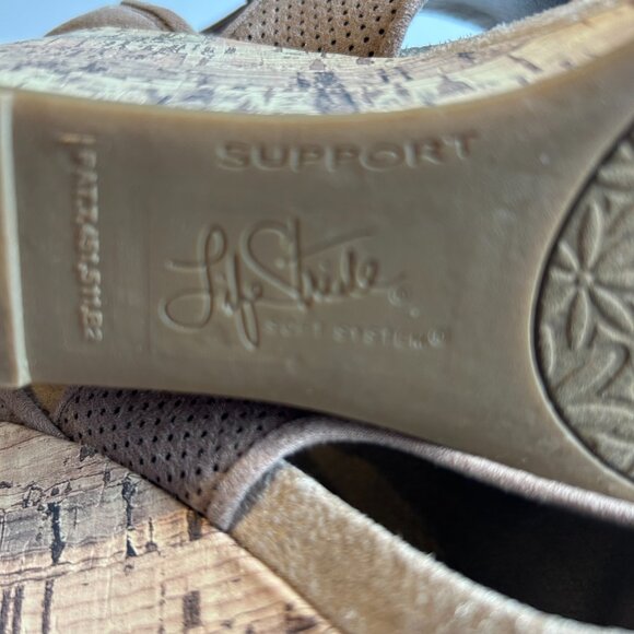 Women's Lifestride Soft System Perforated Wedge Sandal Tan Size 9.5 - Picture 9 of 9